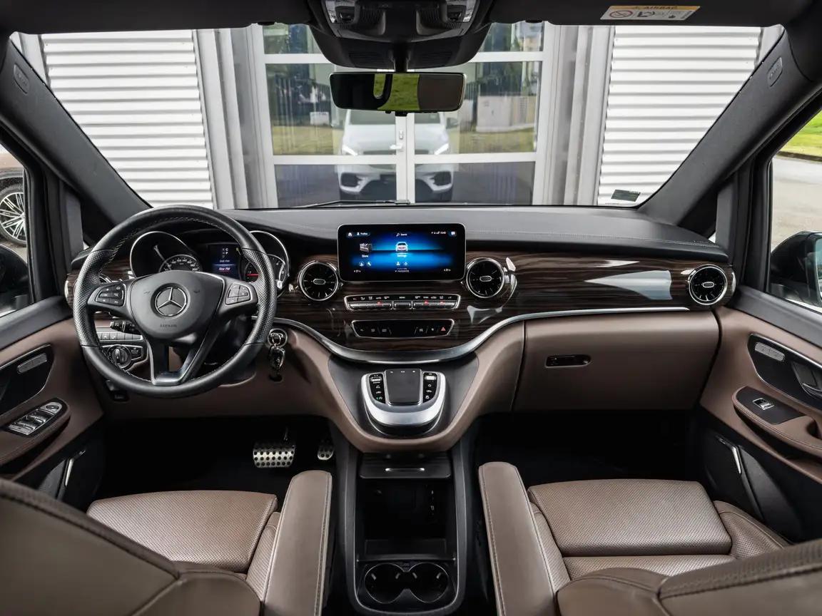 MERCEDES-BENZ V-CLASS