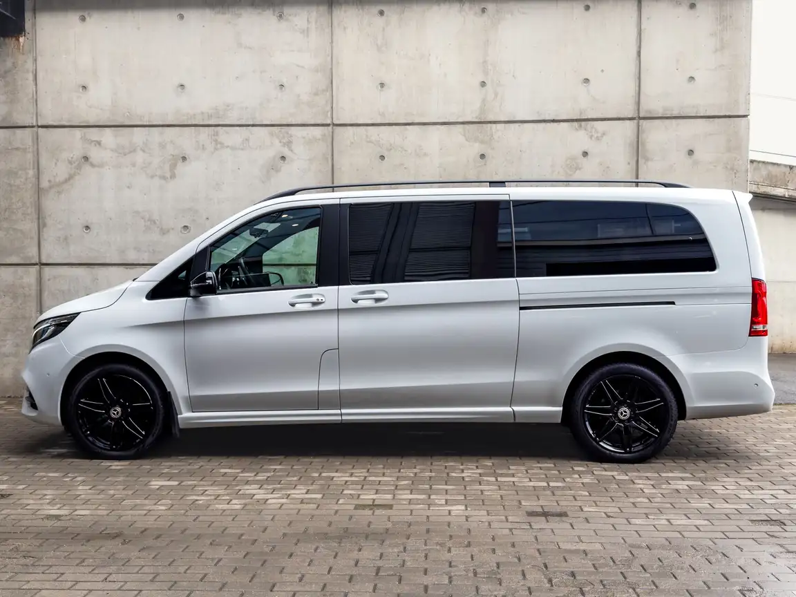 MERCEDES-BENZ V-CLASS