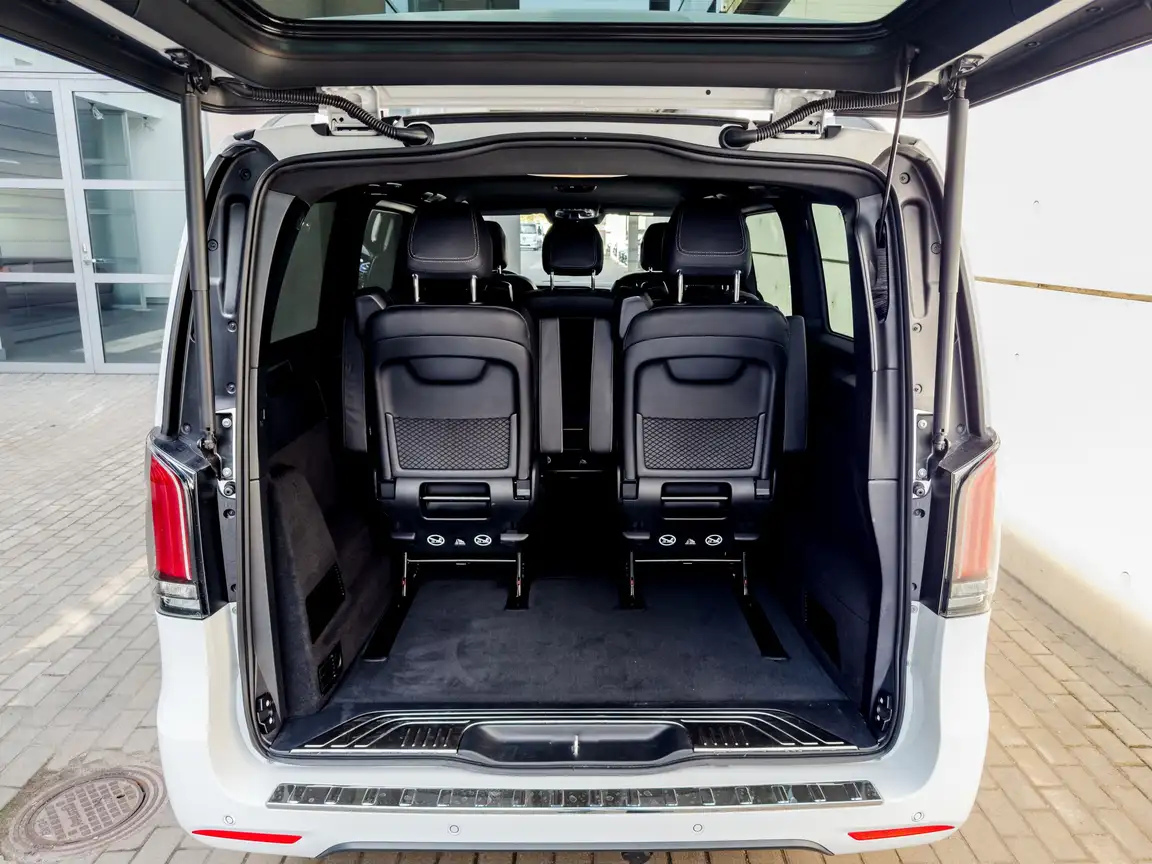 MERCEDES-BENZ V-CLASS