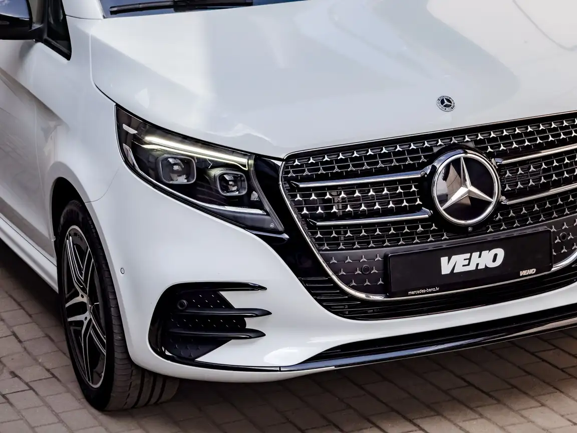 MERCEDES-BENZ V-CLASS