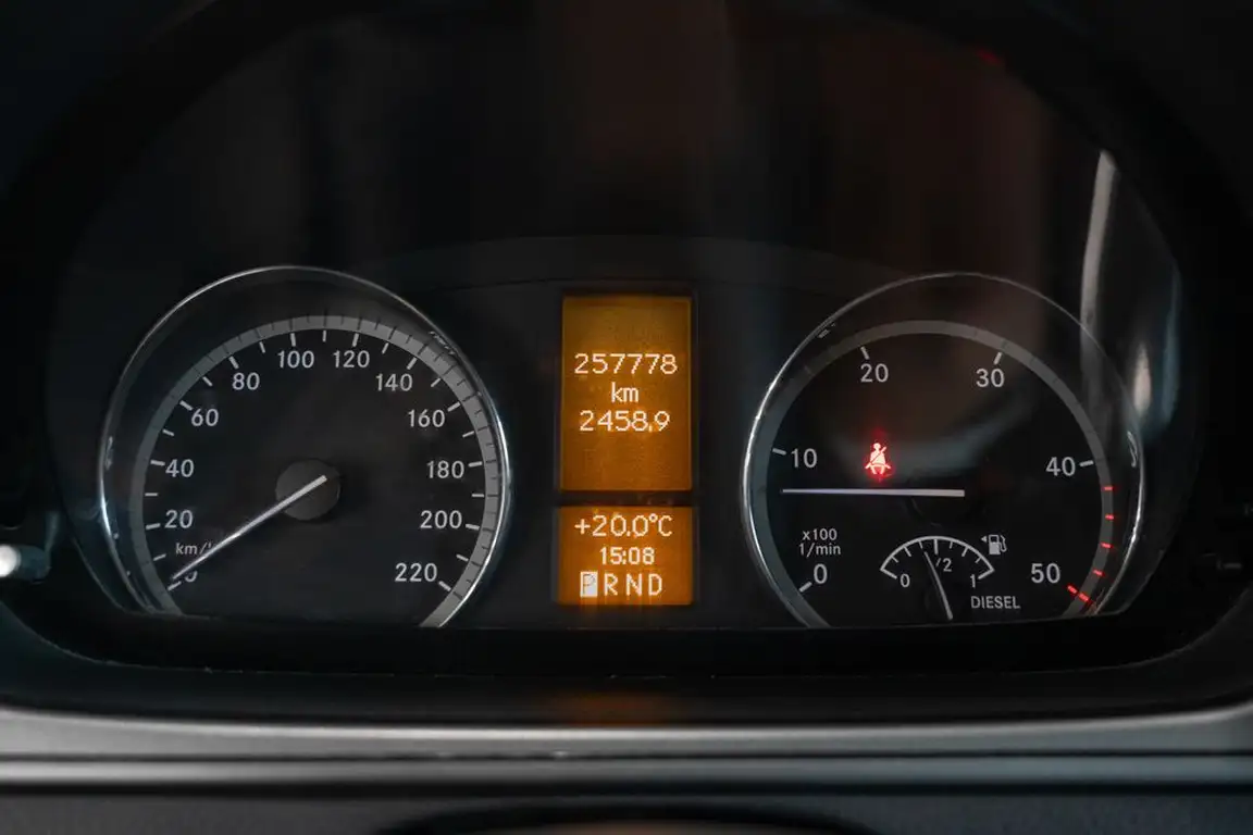 MERCEDES-BENZ VIANO