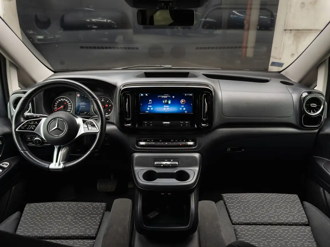 MERCEDES-BENZ VITO