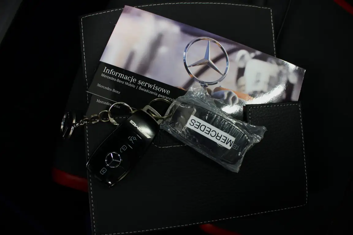 MERCEDES-BENZ CLA KLASS