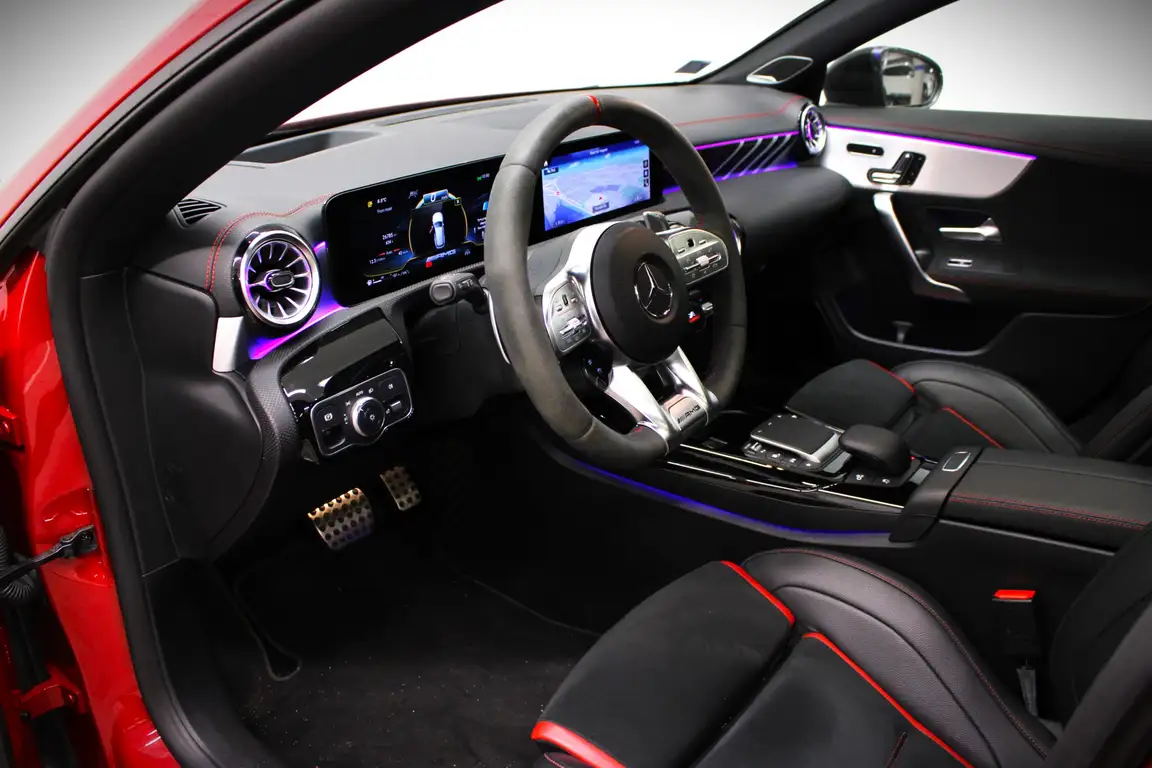 MERCEDES-BENZ CLA KLASS