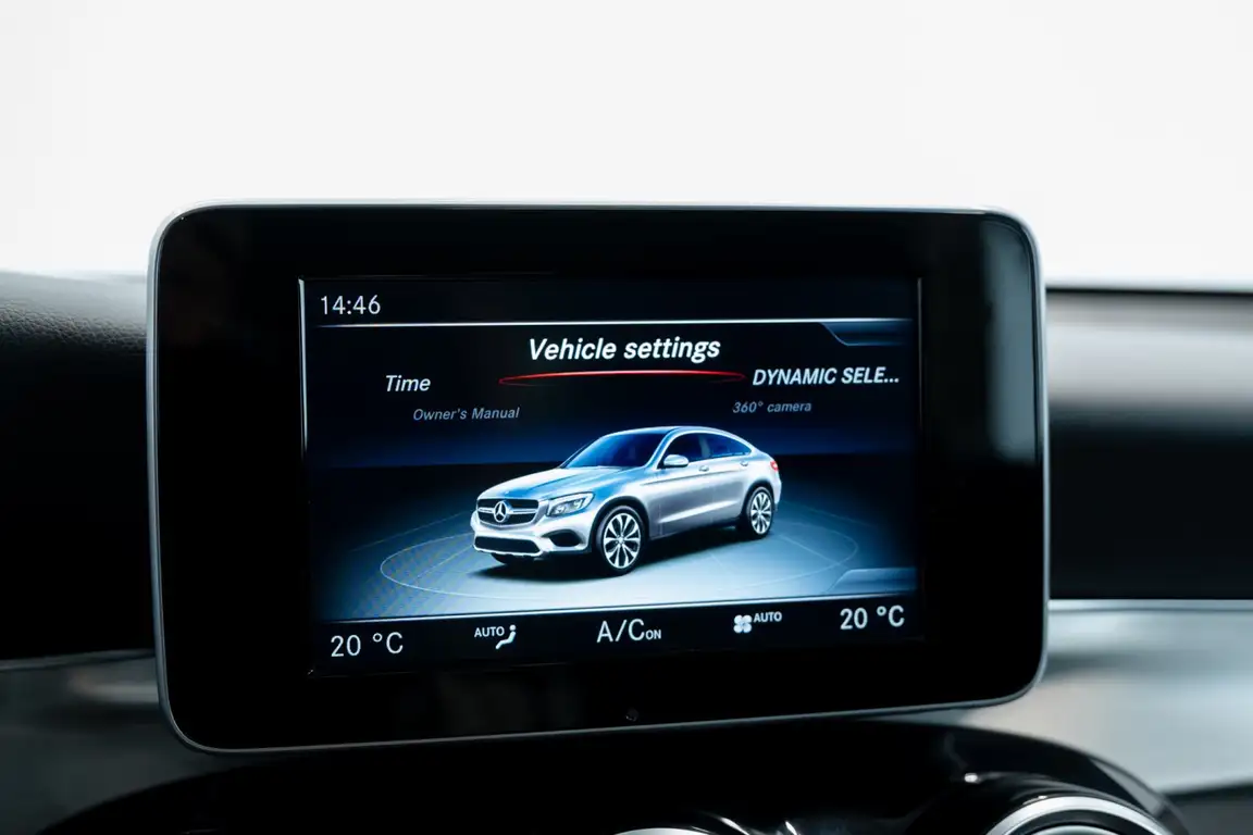MERCEDES-BENZ GLC