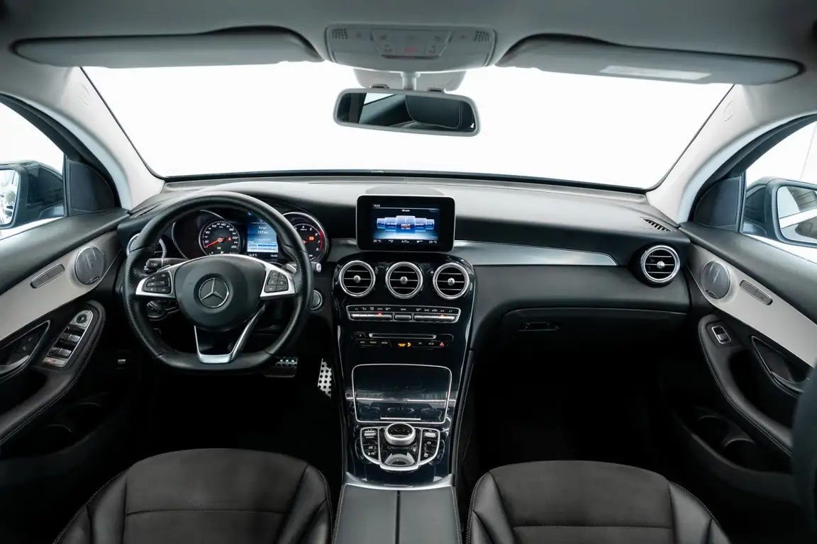 MERCEDES-BENZ GLC