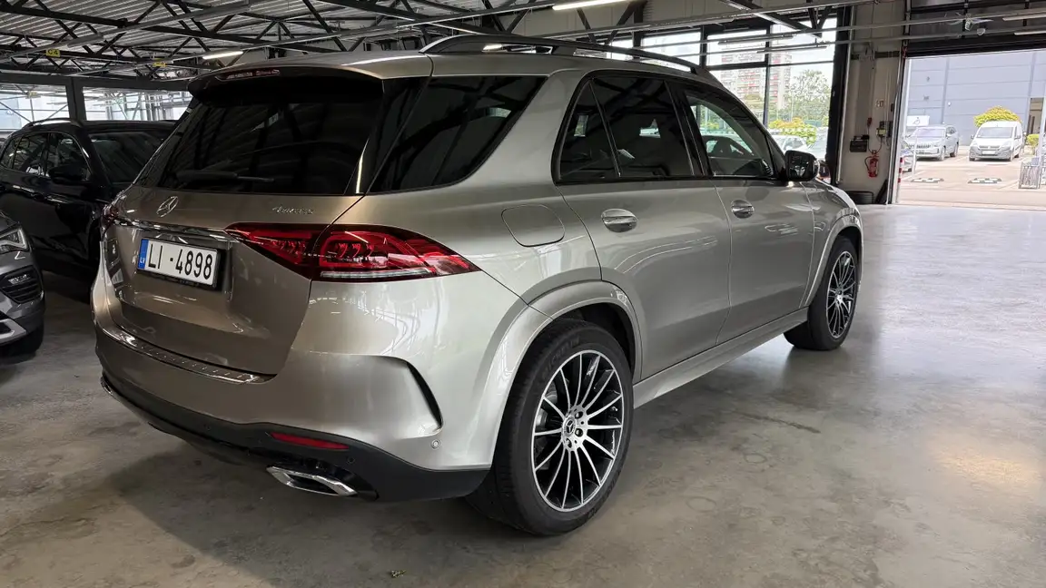 MERCEDES-BENZ GLE