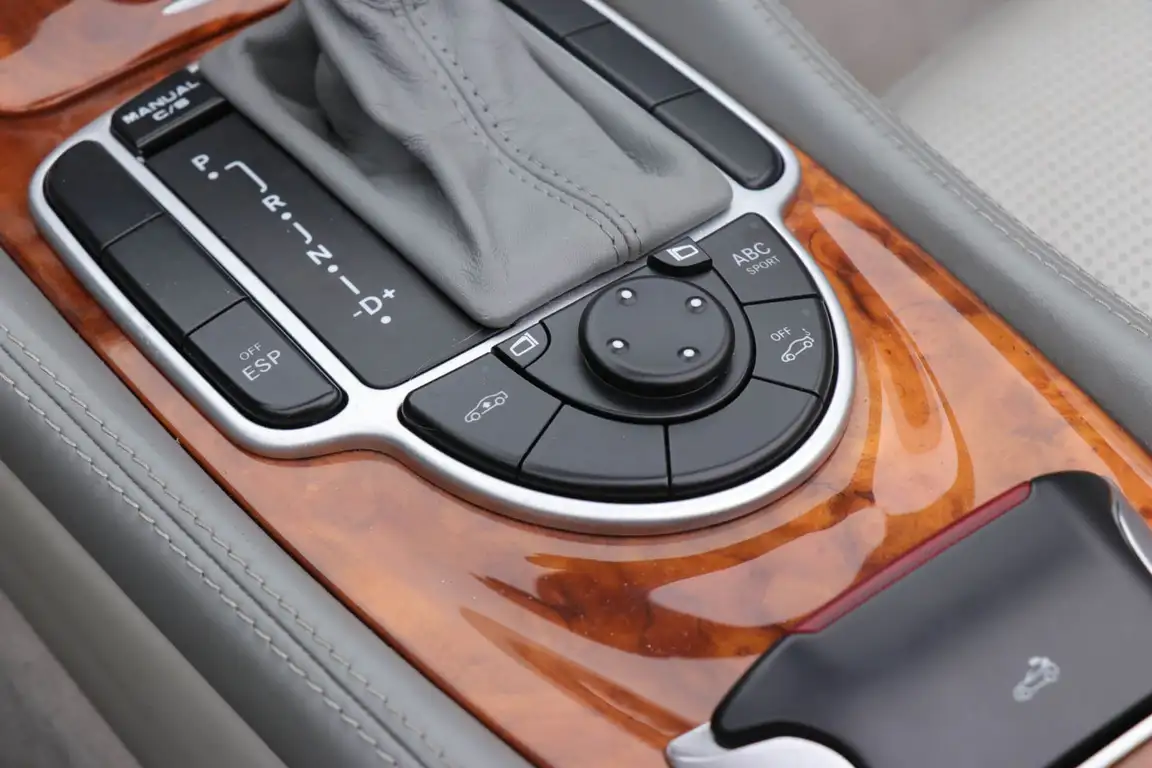 LEXUS ES