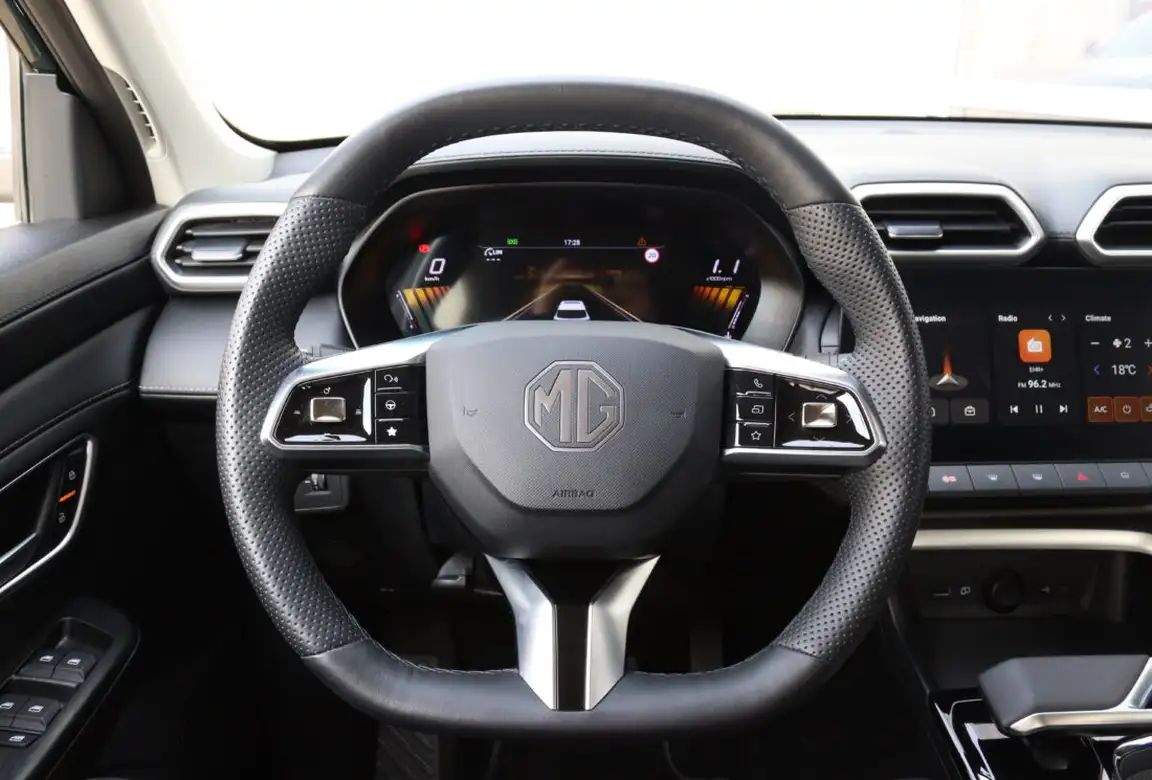 MG ZS