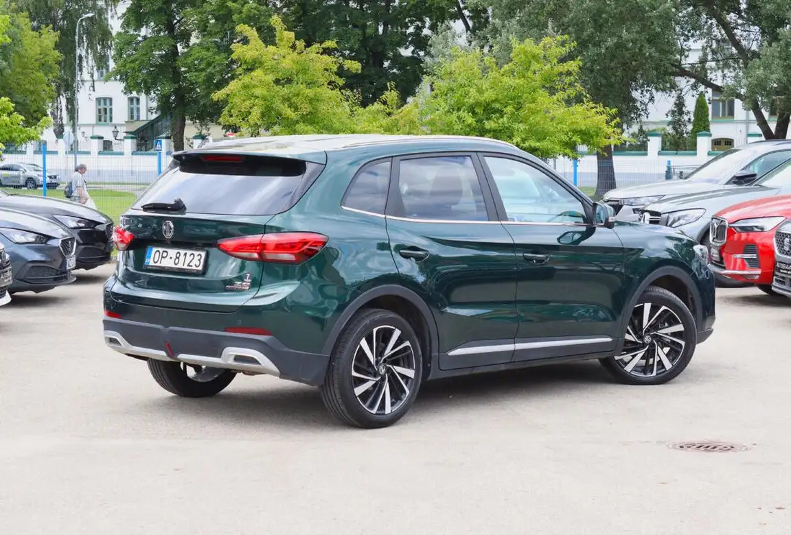 MG ZS