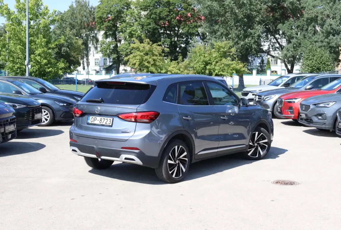 MG ZS