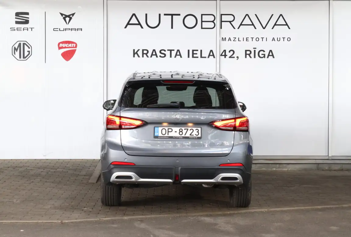 MG ZS