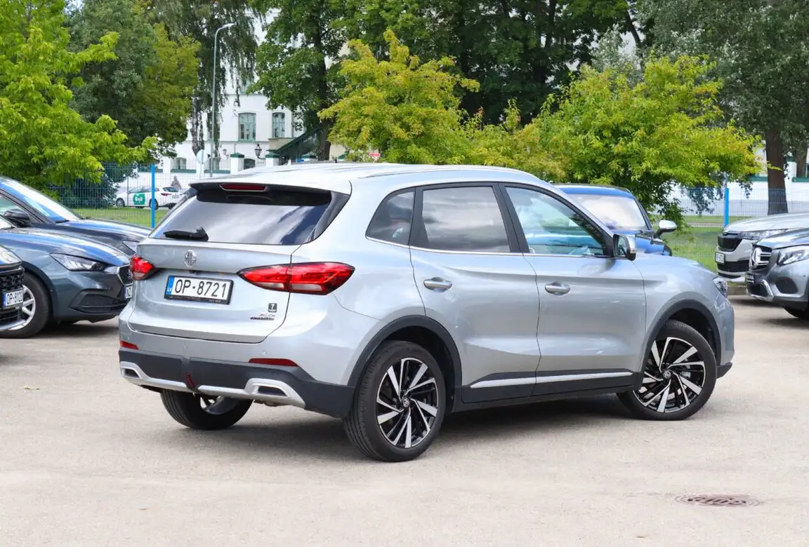 MG ZS