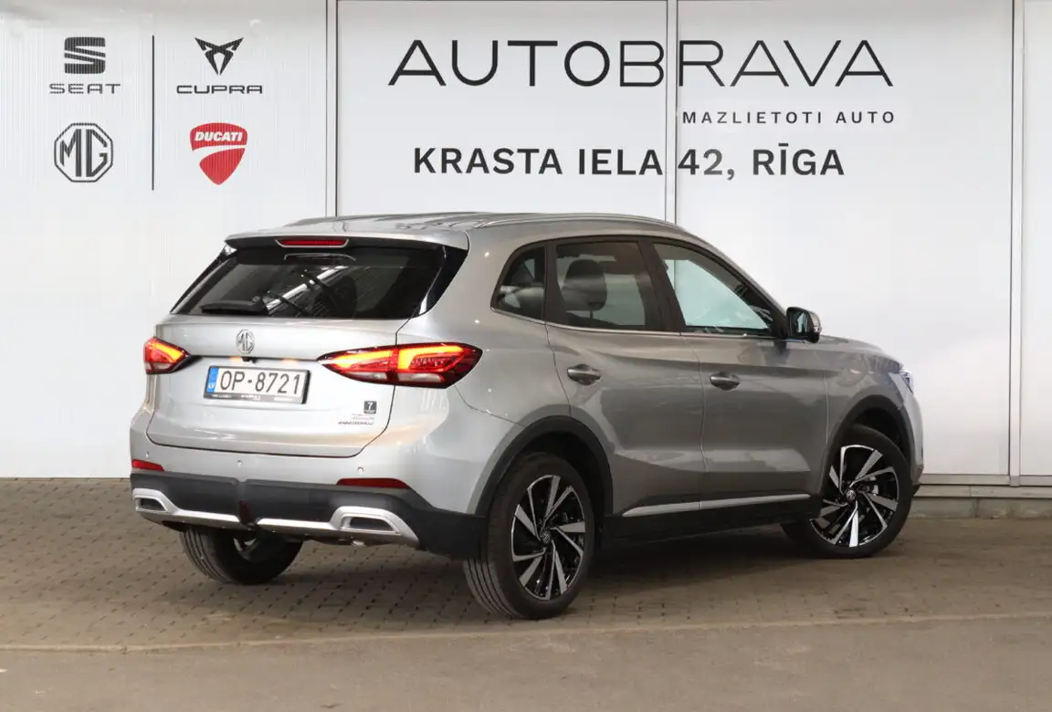 MG ZS