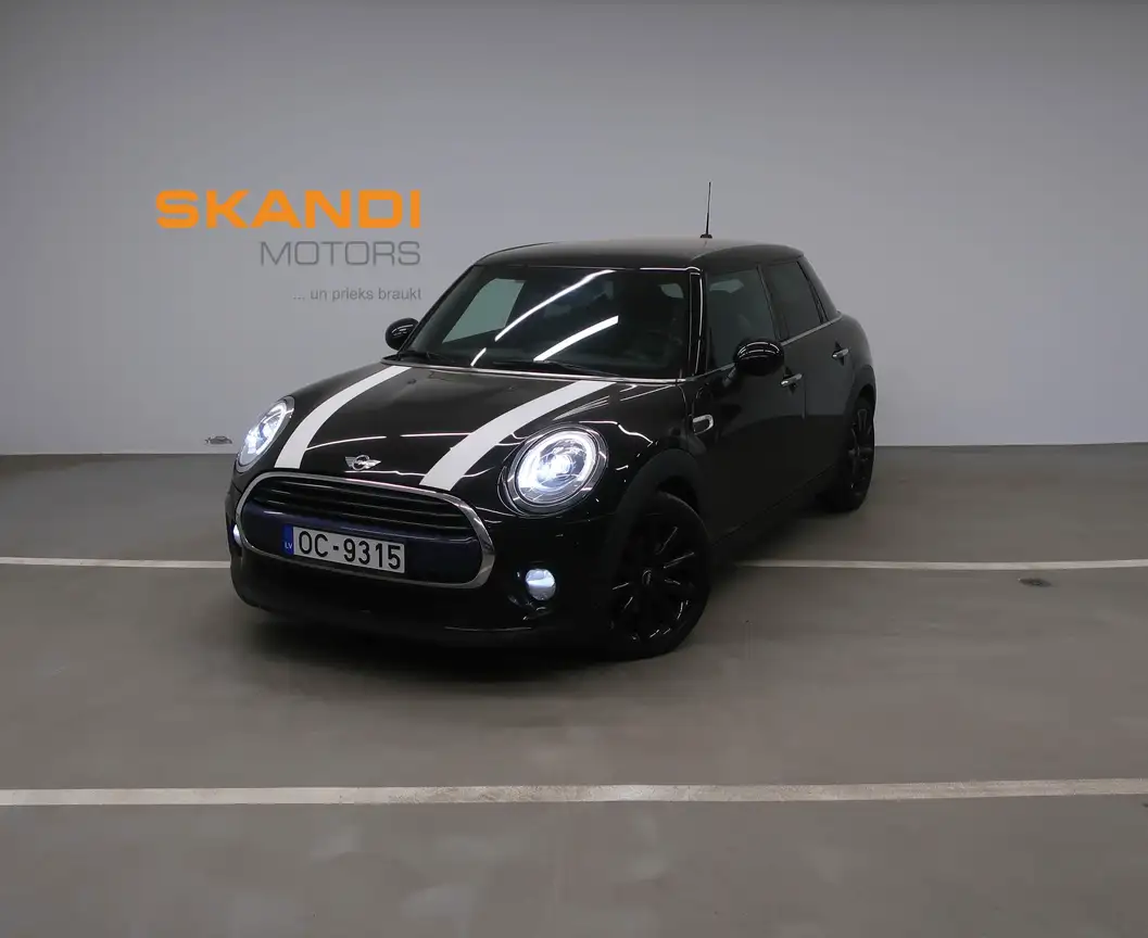 MINI HATCH