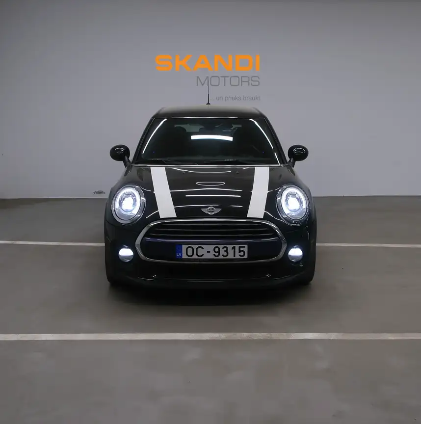 MINI HATCH