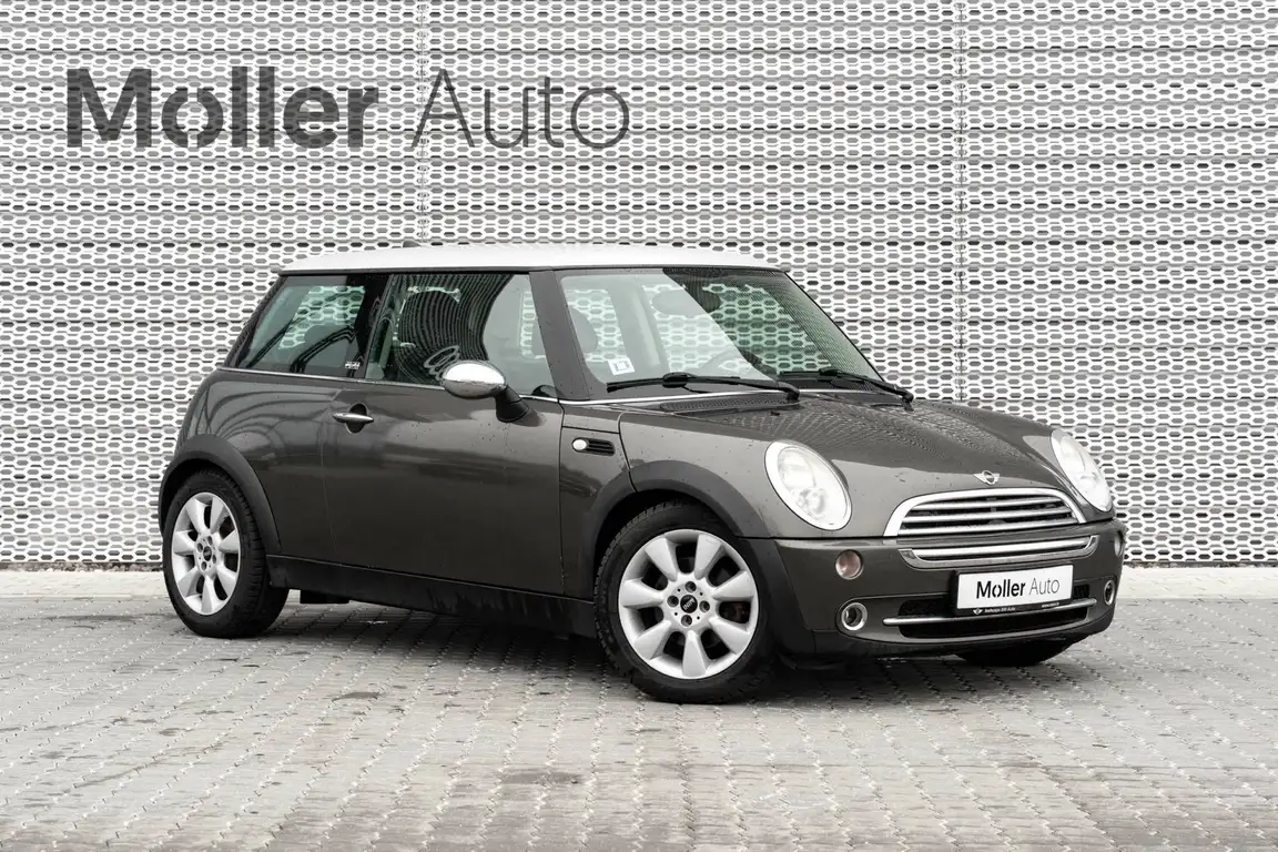 MINI HATCH