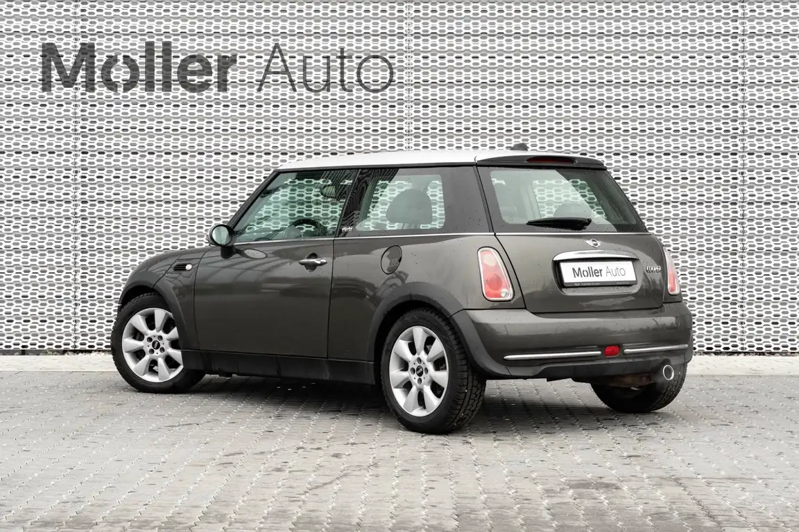 MINI HATCH