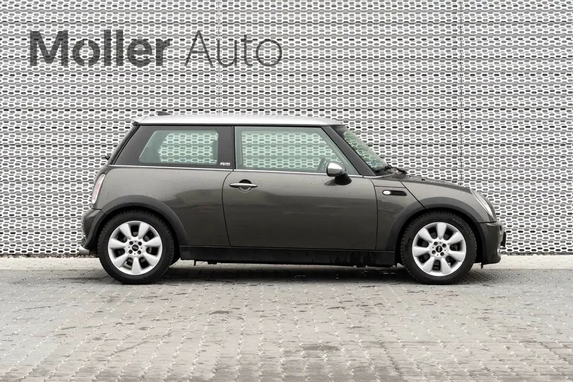 MINI HATCH