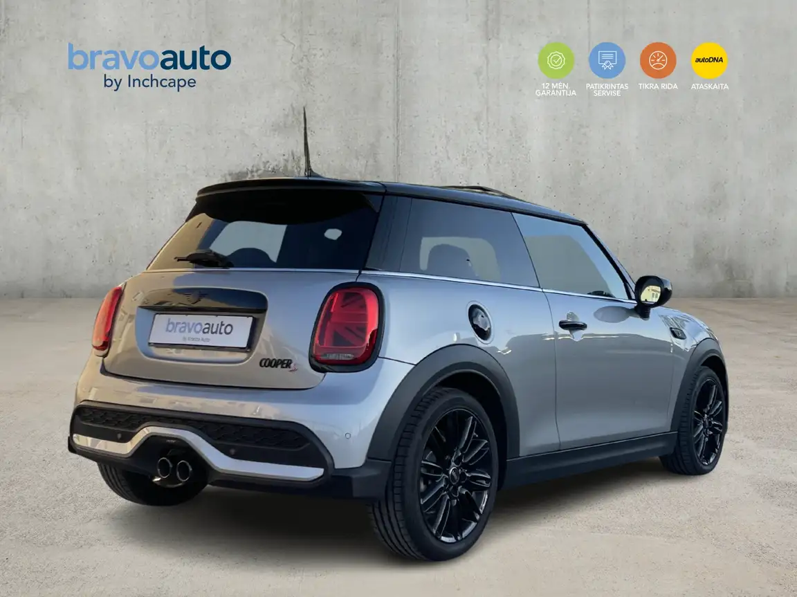 MINI HATCH