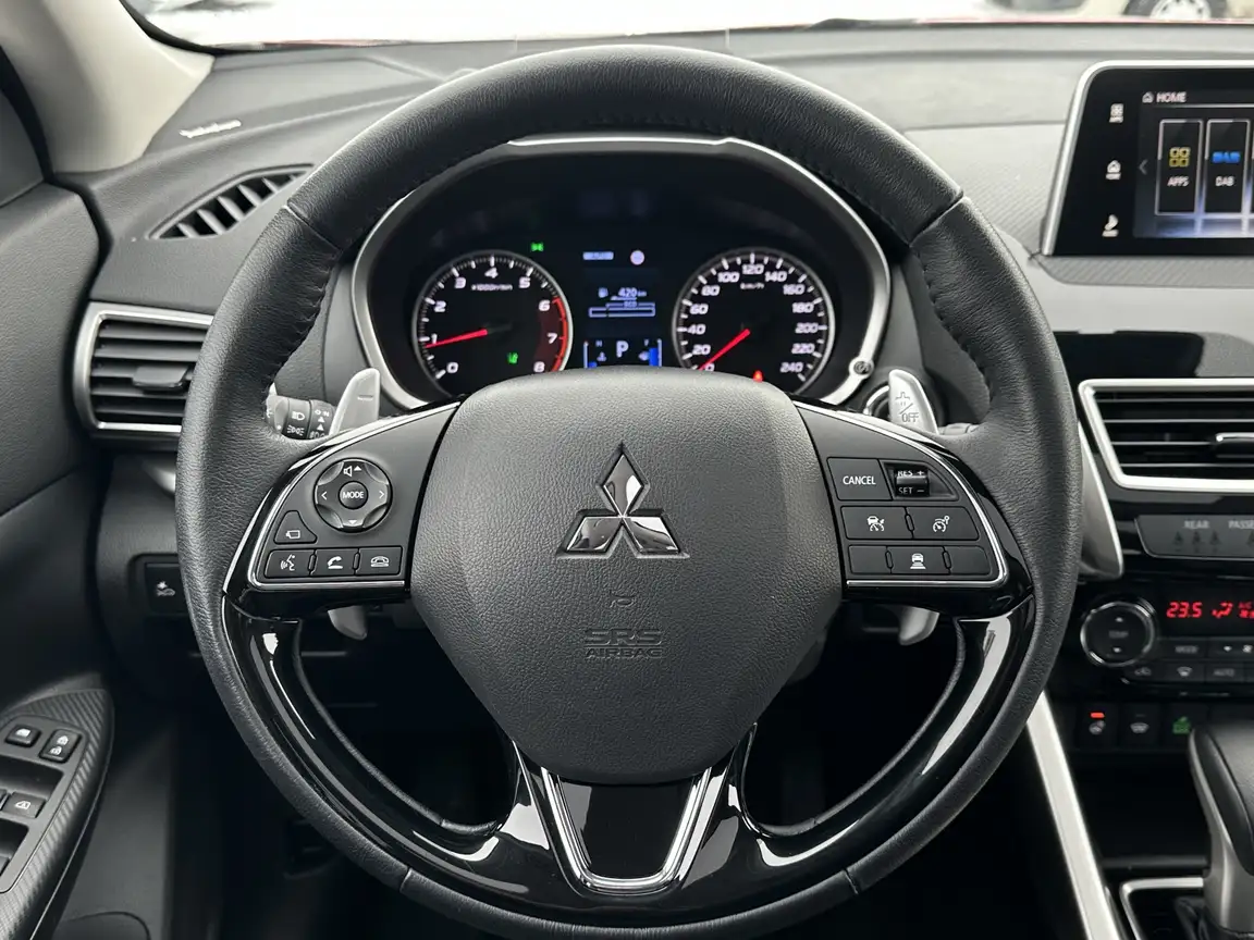 MITSUBISHI ECLIPSE CROSS