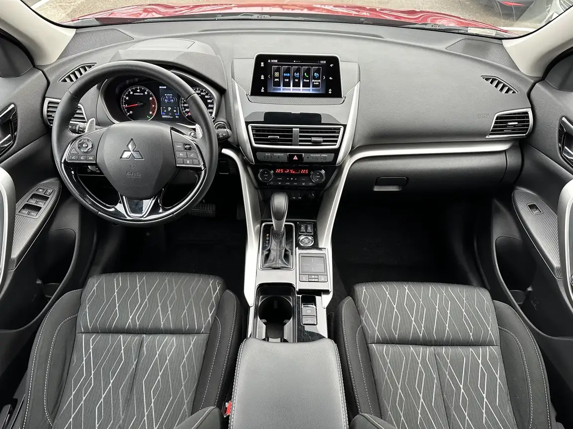 MITSUBISHI ECLIPSE CROSS