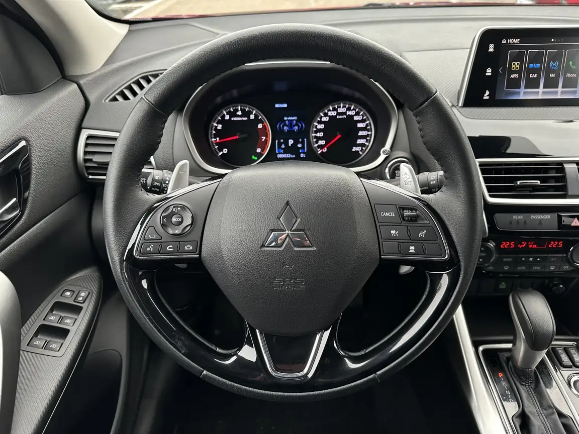 MITSUBISHI ECLIPSE CROSS