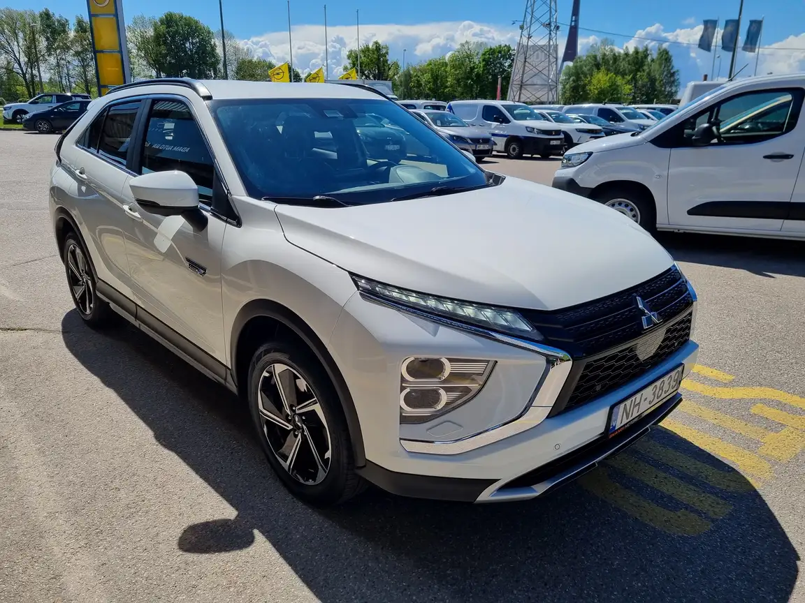 MITSUBISHI ECLIPSE CROSS