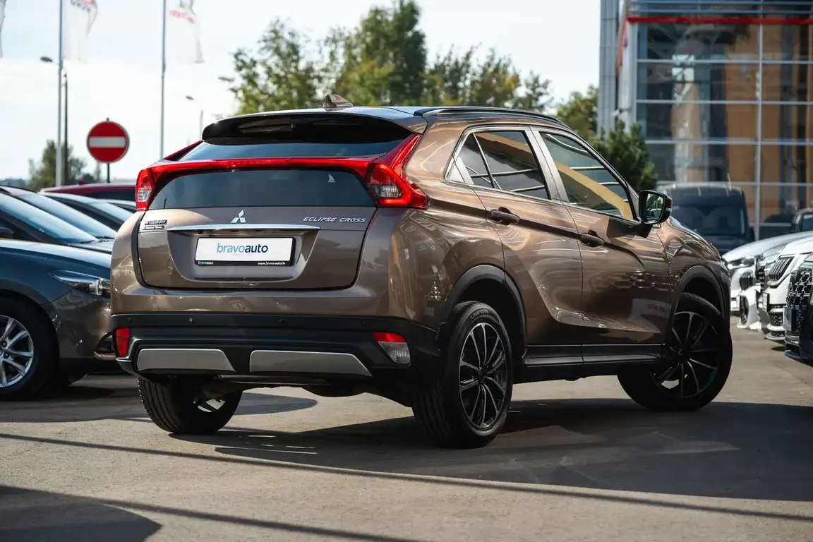 MITSUBISHI ECLIPSE CROSS