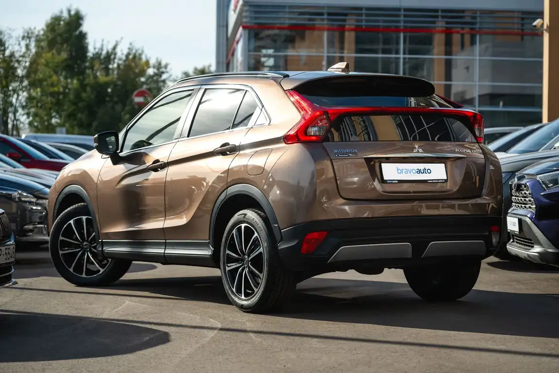 MITSUBISHI ECLIPSE CROSS
