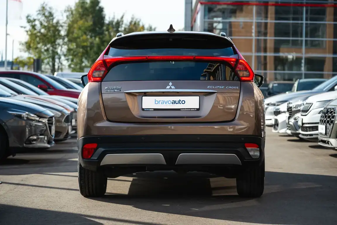 MITSUBISHI ECLIPSE CROSS