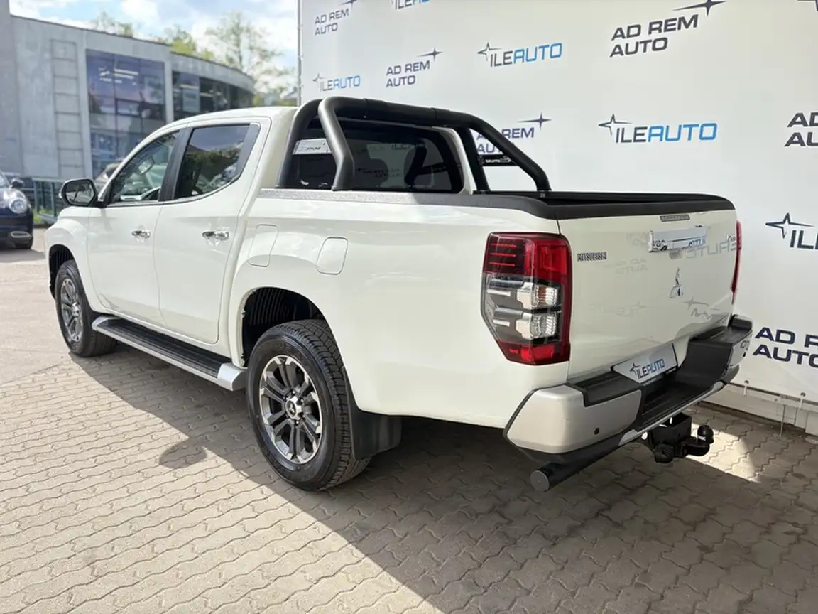 MITSUBISHI L 200