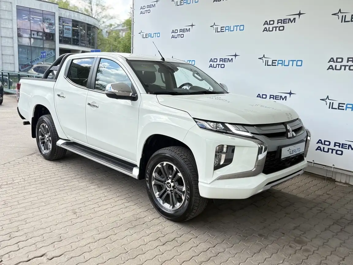 MITSUBISHI L 200