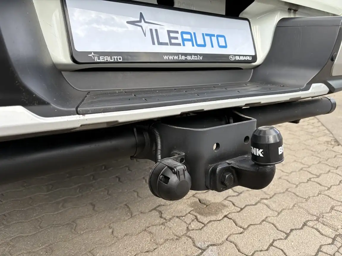 MITSUBISHI L 200