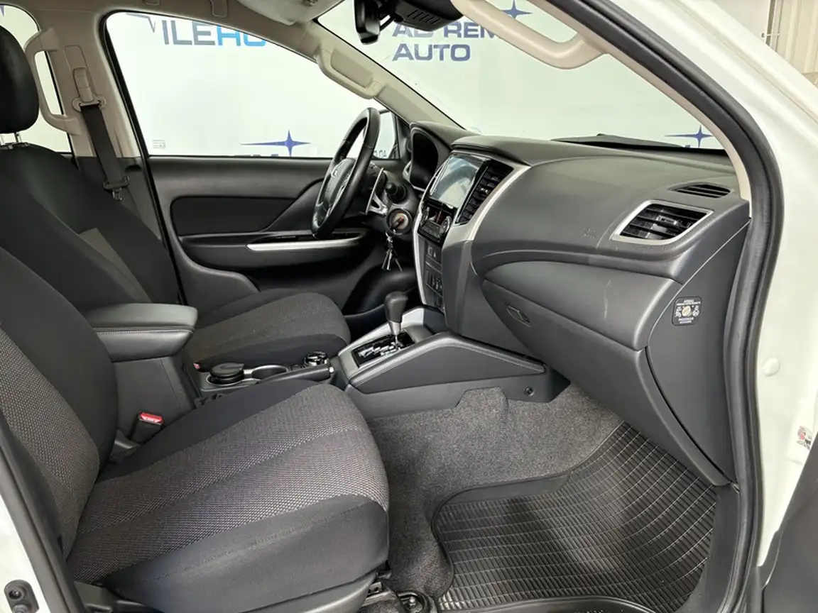 MITSUBISHI L 200