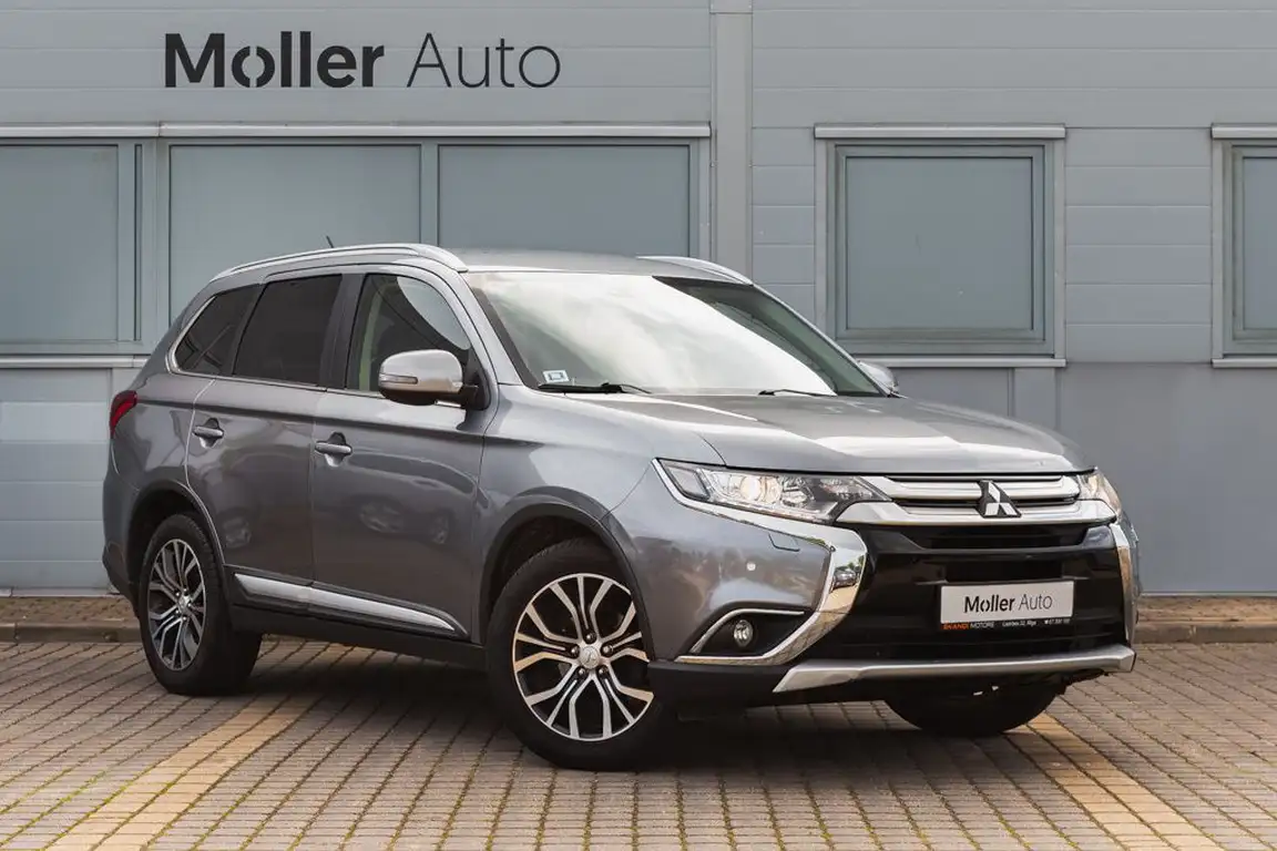 MITSUBISHI OUTLANDER