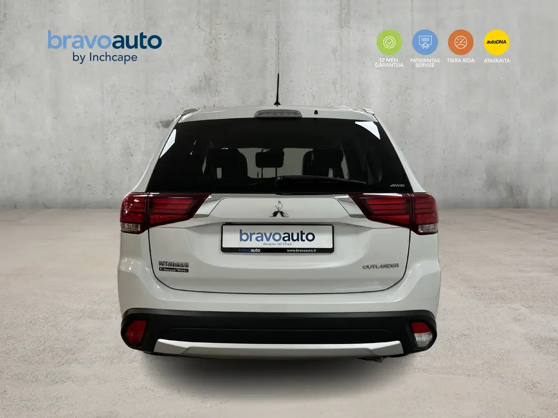 MITSUBISHI OUTLANDER