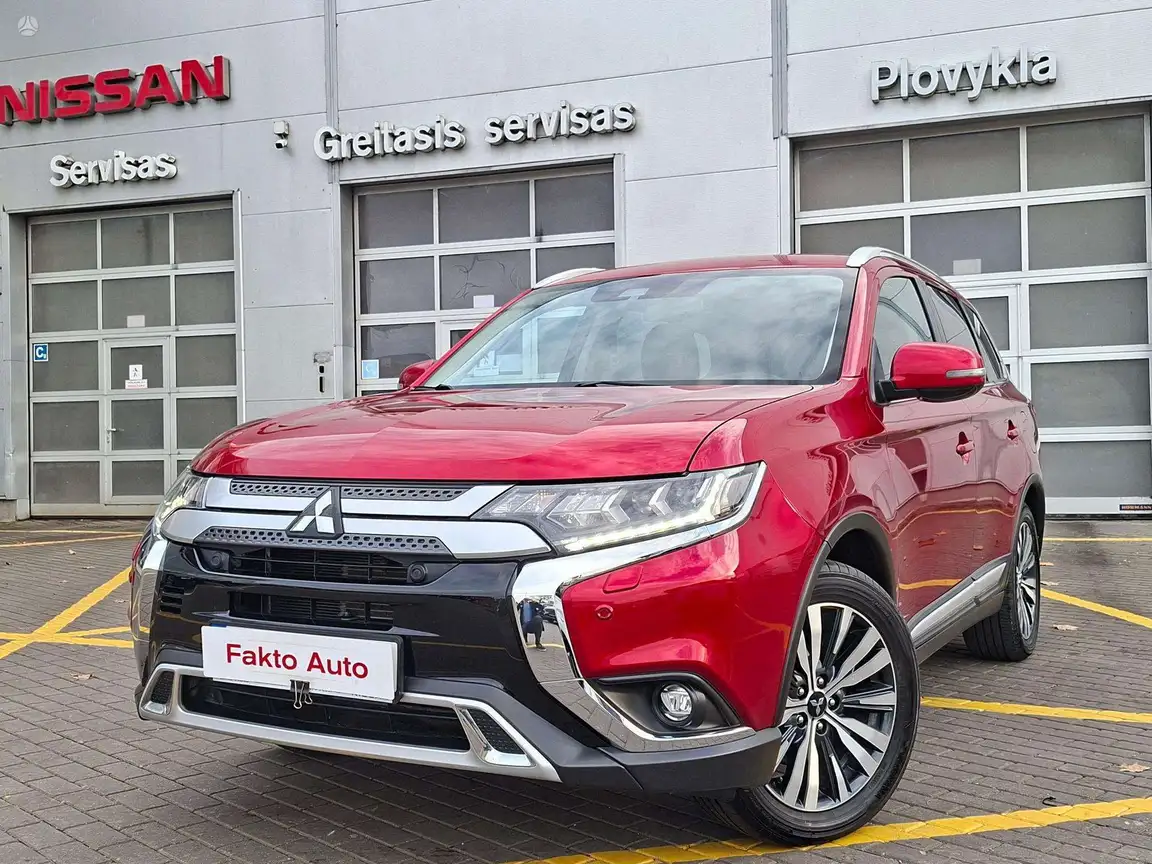 MITSUBISHI OUTLANDER