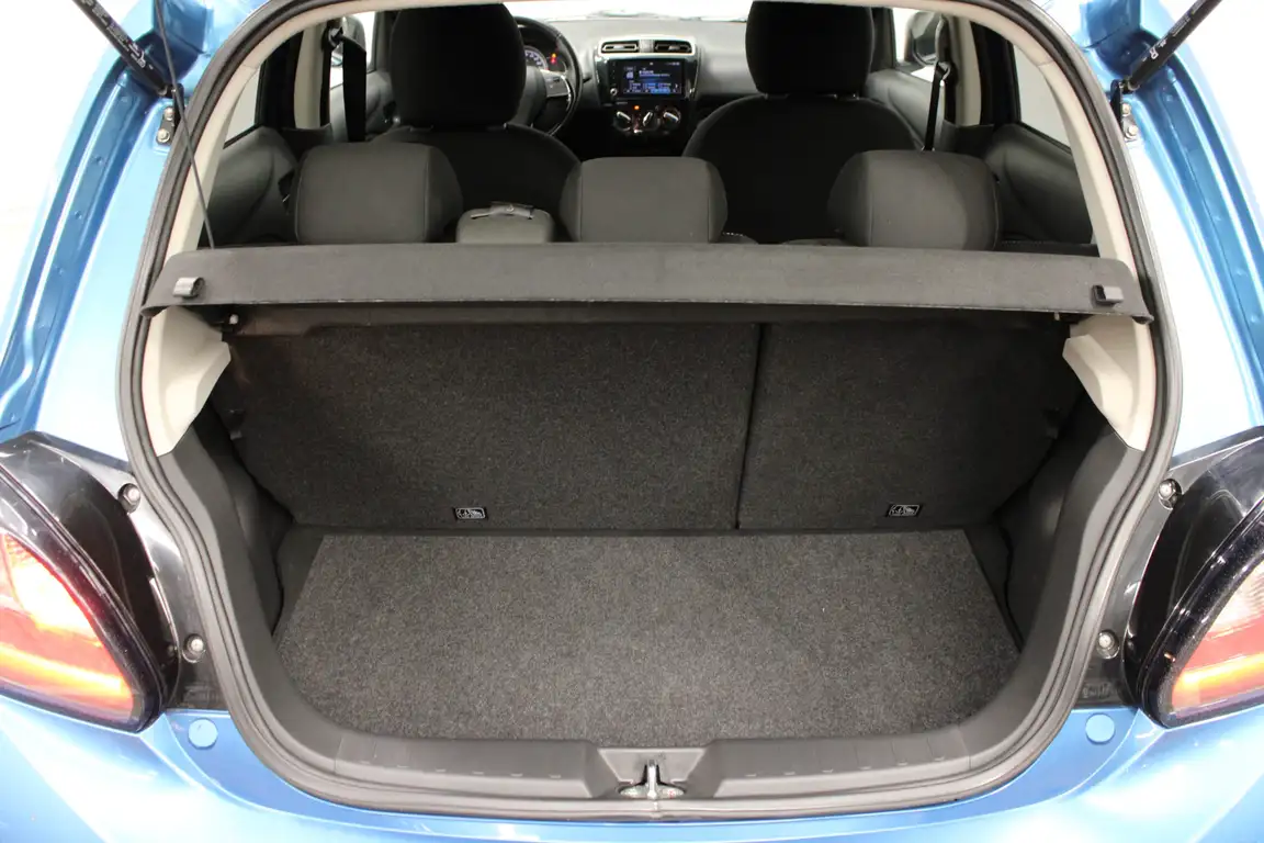 MITSUBISHI SPACE STAR