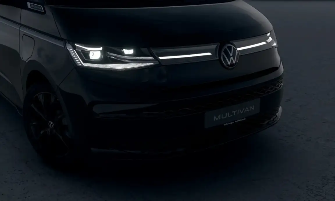 VOLKSWAGEN MULTIVAN