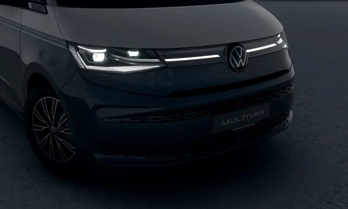VOLKSWAGEN MULTIVAN