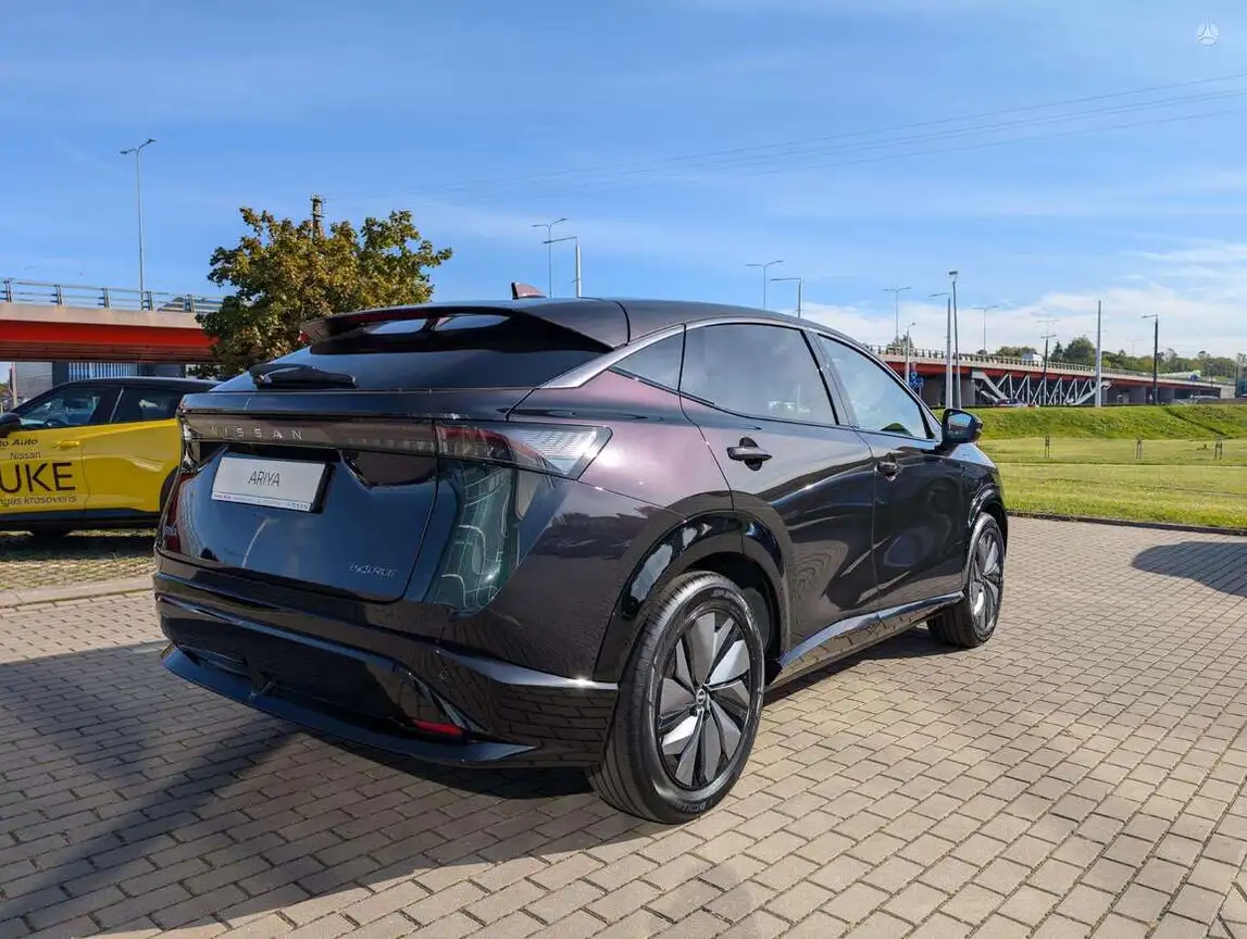 NISSAN ARIYA