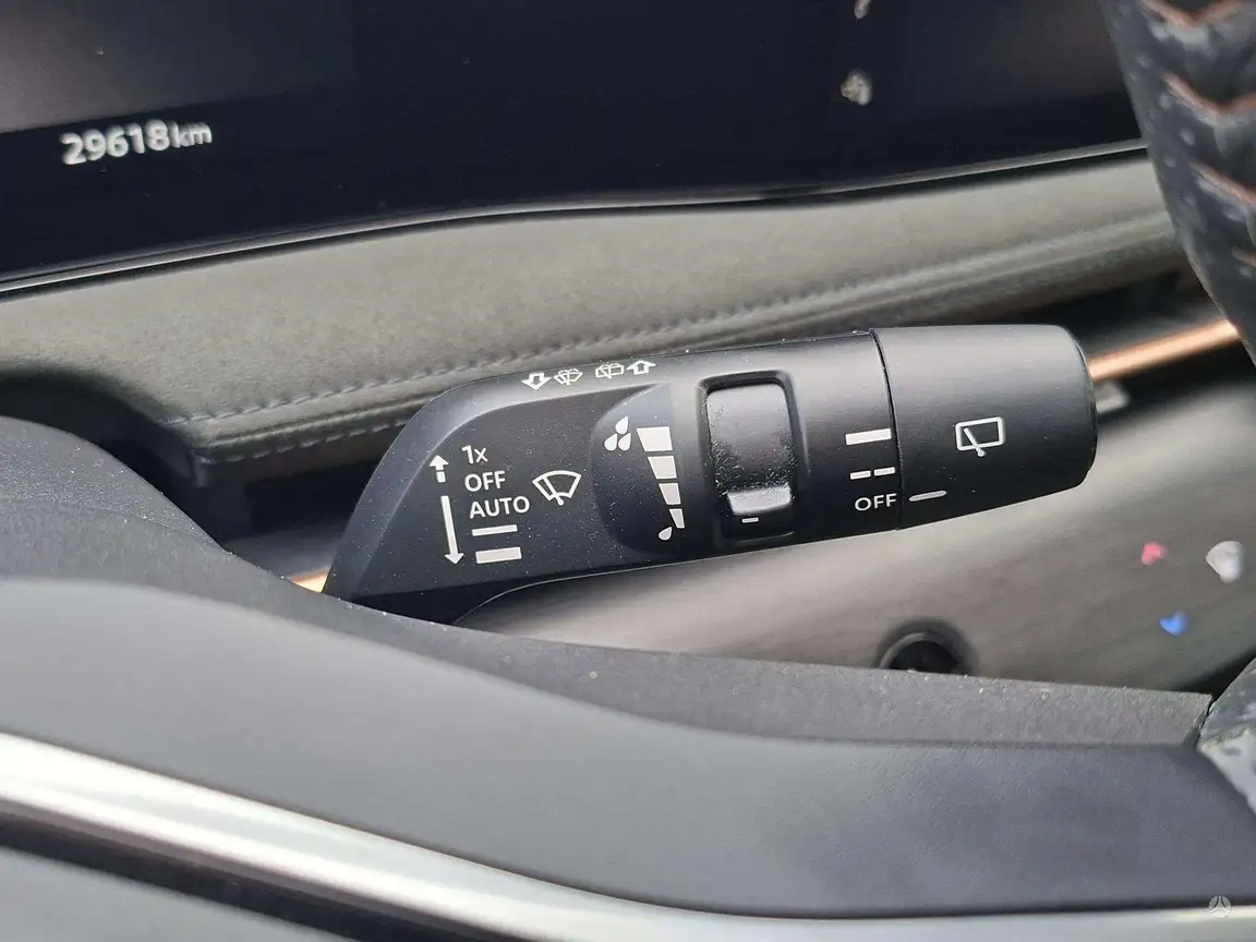 NISSAN ARIYA