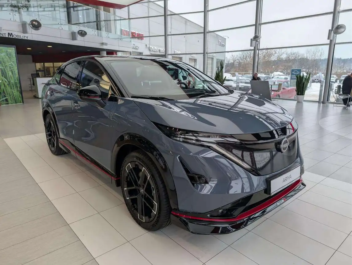 NISSAN ARIYA