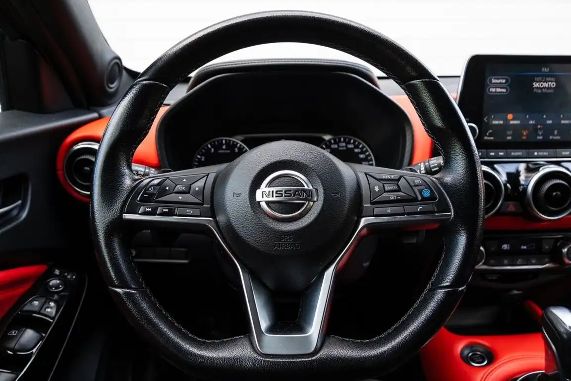 NISSAN JUKE