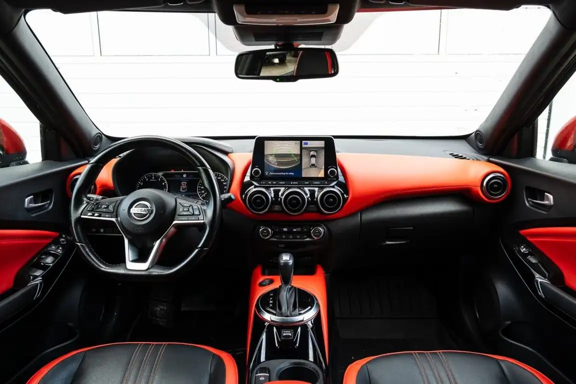 NISSAN JUKE