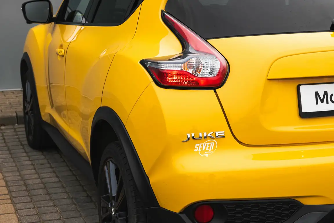 NISSAN JUKE