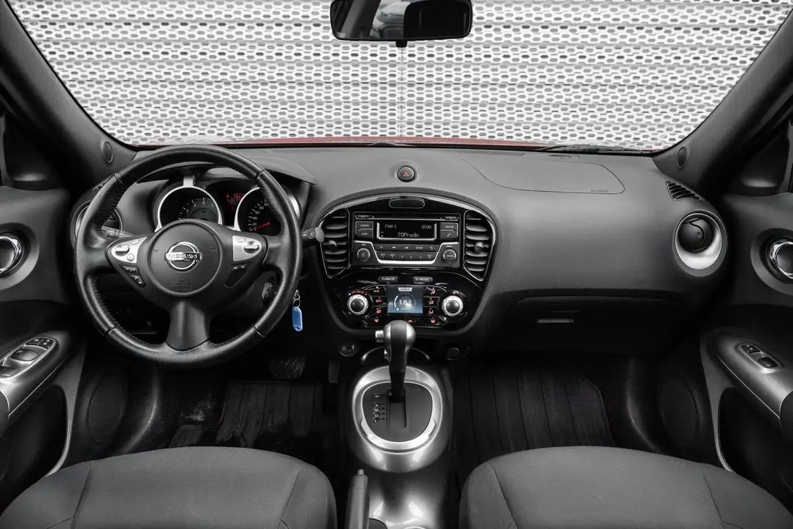NISSAN JUKE