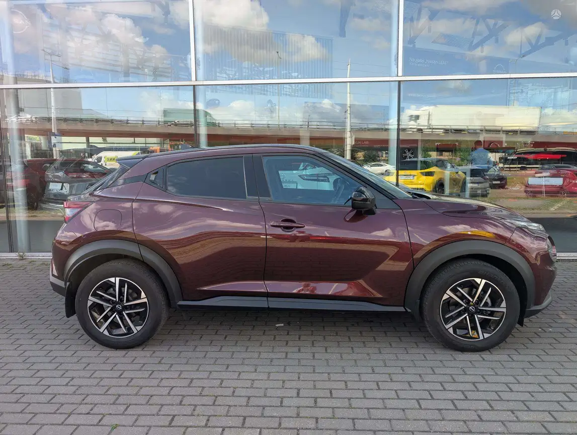 NISSAN JUKE