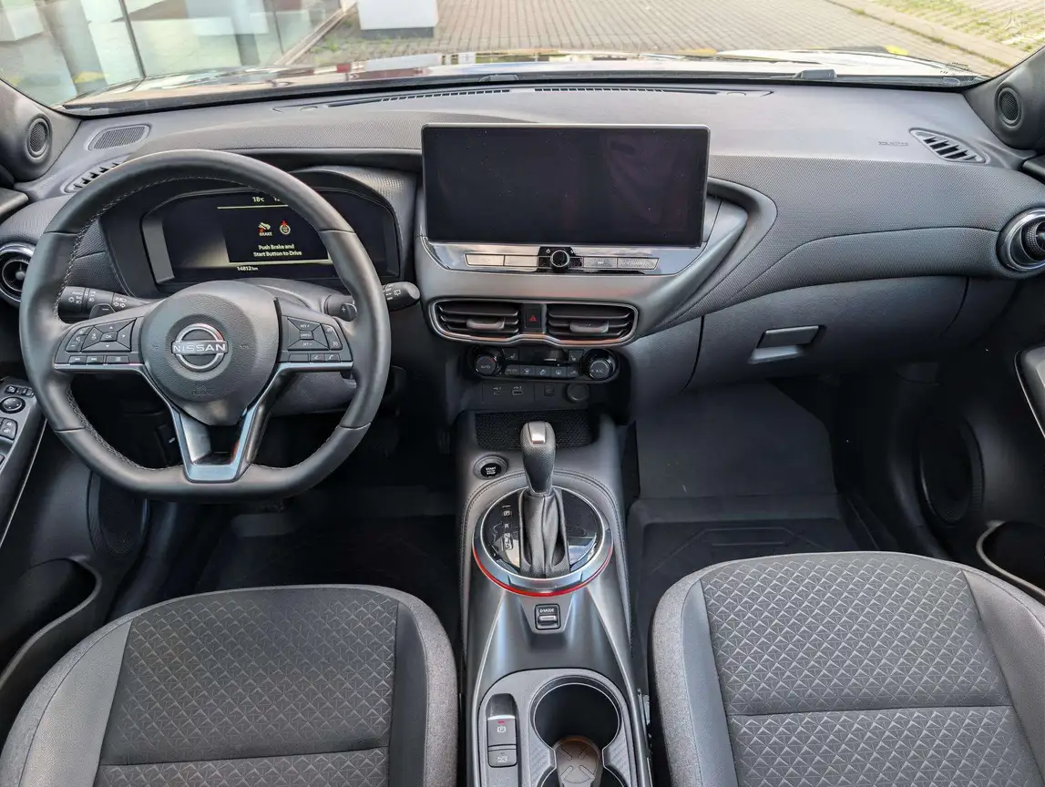 NISSAN JUKE